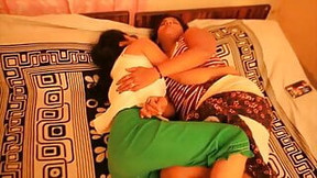 indian lesbian video: Desi Tamil lesbian girls Sambavi and Soni – hot