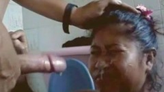 peruvian video: 2x facial in bathroom for mature peruvian Natacha