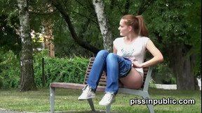 pissing video: City center parks bring an unusual view on hot peeing babes
