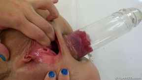 vacuum video: Roxy Raye trains her asshole so hard that she ends up with anal prolapse