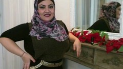arab wife video: Horny wife wears hijab and always wants sex