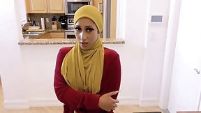 arab reality video: Arab girl in hijab betrays her principals and cheats on beloved boyfriend