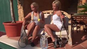 tennis video: Blondie ponytailed teenies Hailey & Micha