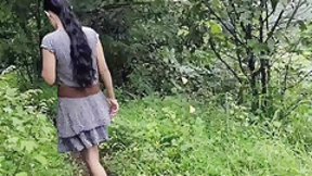 punjabi video: Desi bhabhi ne apane sasur ko  jungal me lekar ache se chudai ki