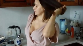 plumber video: The plumber could not resist with penetrated someone else&apos;s wife in the booty!