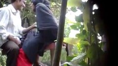 park sex video: BanglaDeshi Boys and Girls Sex in Park