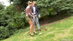 golf video: Classy woman could not give a proper golf swing but perfectly assumes a doggystyle position at the pitch