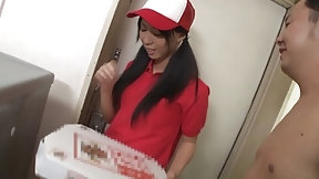 pizza video: The pretty girl from the pizza delivery service is seduced