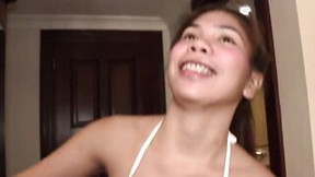 filipina video: Young Filipina sluts with braces wants to got bred