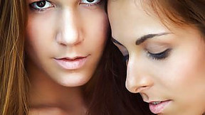 czech beauty video: Alexis Crystal and Antonia Sainz