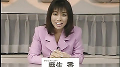japanese bukkake video: Japanese anchorwoman loves to swallow her cooworkers semen