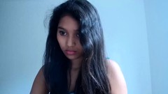 : Indian Desi Teen In Glasses Squirting On Webcam
