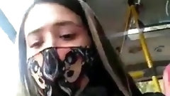 bulgarian video: Veli v avtobusa si pipa mirizlivata sliva