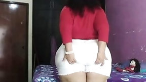 mexican mom video: looking forward to the ride that my buyer will give me, he comes to visit the city and I will receive him with my big as