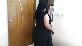 arab video: (Hot and Dirty Hijab Aunty Ko Choda) Indian hot aunty fucked by neighbor while cleaning house - Clear Hindi Audio