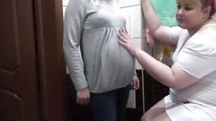 russian in homemade video: Vaginal Milk Enema for a Pregnant Milf. Medical Role-having fun of Lesbians.