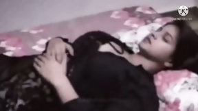 indian kissing video: Bhaiya ne sasuraal jaakar apanee badi sali ko choda