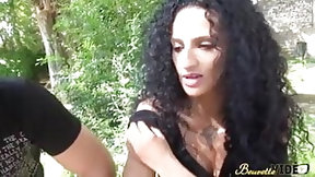 curly hair video: Hot curly arab