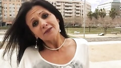 cash video: Mature woman Soraya Rico agrees to fuck a stranger for some cash