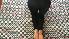 yoga pants video: Perfect Teen Feet Scrunching Doing Yoga