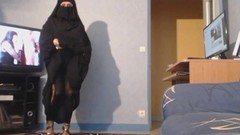 moroccan video: musulmane danse en jilbab et niqab