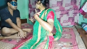 bengali video: Indian bengali stepsister ayi thi vai duj ka invitation dane moka milte hi vai ne majese chod dala ko