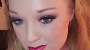 lipstick video: Lip gloss tease