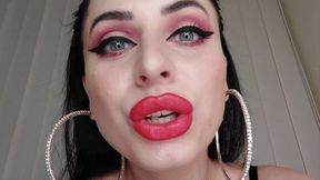lipstick video: Tiny Man cumming