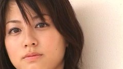 cute japanese video: Cute japanese babe Yumi Sugimoto does her photo shoot in a swimwear