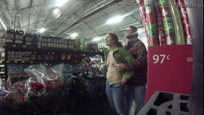 quickie video: A quickie in the supermarket