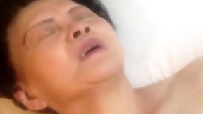 chinese amateur video: Asian Granny 720p