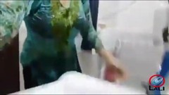 pakistani video: Pakistani Aunty in the Bath, Sexy Video