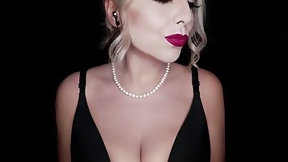 asmr video: Stunning blonde woman, Dimitrescu Trinki is ready for a new ASMR session on live cam