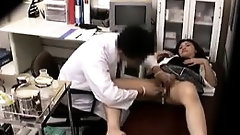 asian doctor video: Lustful lady has her doctor bringing her pussy to the ultim