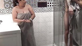bathroom video: Obese Colombian mom licks her lover's ramrod in the shower