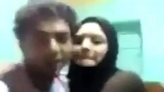 arab couple video: aRAB COUPLE HOT KISSING