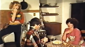 european vintage video: Ca Aide Beaucoup (1979)