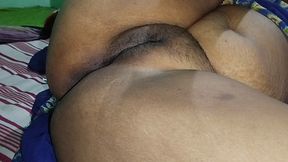 indian video: Indian housewife sexy aunty