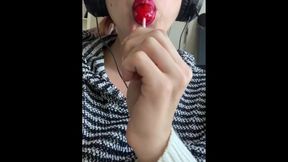 lollipop video: Lick you like a lollipop