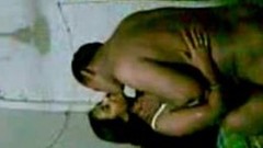 saree video: Real Homemade Indian Aunty In Saree Having Sex With Hub