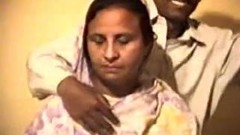 punjabi video: Pakistani Punjabi dude pounding naughty mother in law
