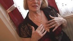 granny video: Hairy Granny in pantyhose striptease