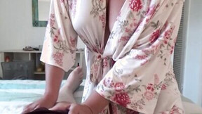 masseuse video: Step-Mom Massages Step-Son - Brianna Beach