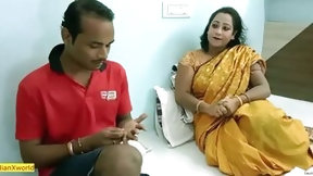 indian mom video: Bengali Real Mother in Low Ki Chuday