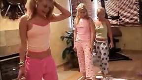sleepover video: Amateur solo teen babe masturbates during sleepover
