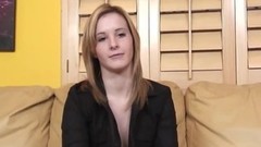 cheerleader video: Ex-cheerleader knows her deepthroat skills