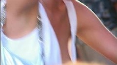 braless video: Look at them big nips!