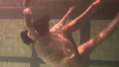 underwater video: Swimming pool babe Kristina strips nude