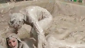 mud video: No Angels In This Mud Pit!