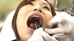 dentist video: Japanese gets dentist cum